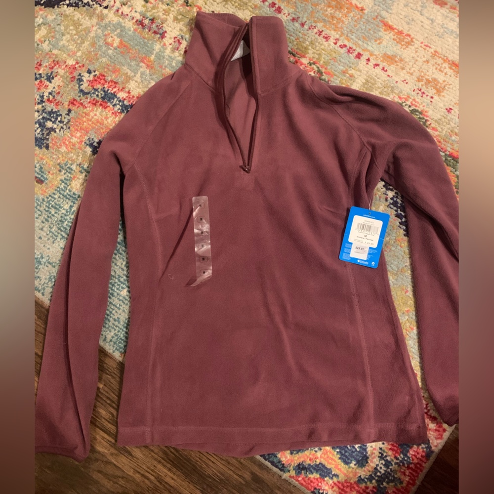 Women’s Columbia zip size medium
